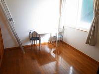 レオパレスブルーヴェイル 居間
