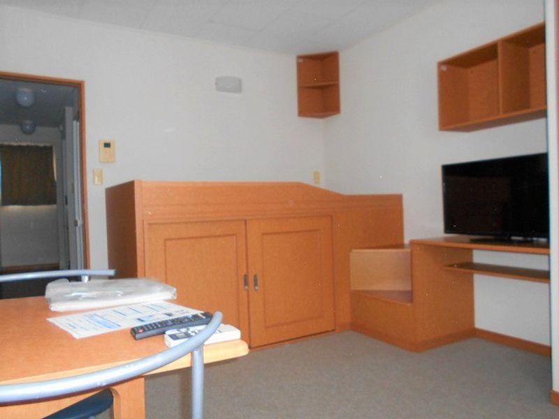 レオパレスアモロッソ 寝室