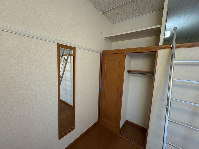 レオパレスフロンティア 収納