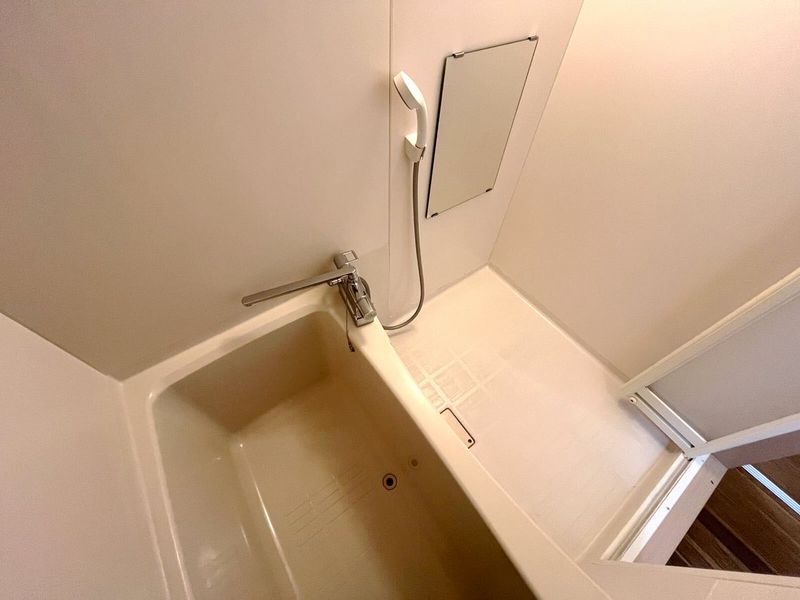 レオパレス高安 風呂