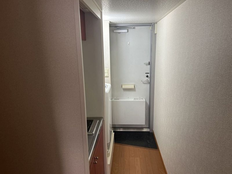 レオパレスビバ上板橋 玄関