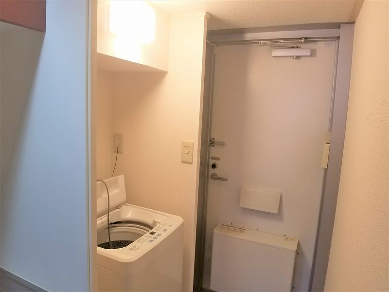 レオパレス入道 玄関