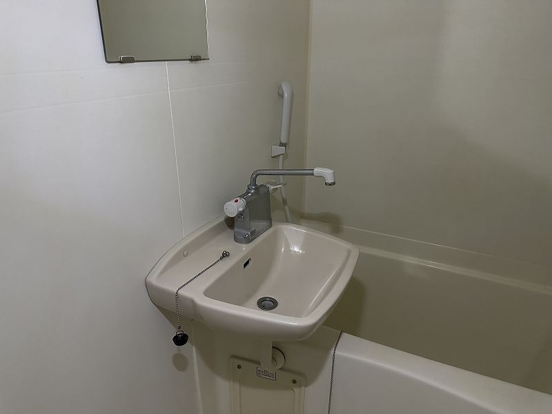 レオパレスカトレアⅡ 洗面台