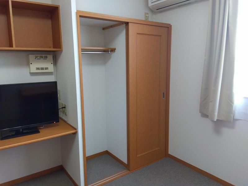 レオパレスリリアンス 収納