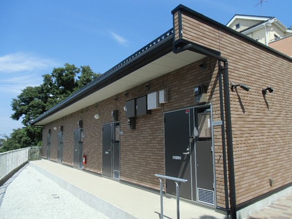 LEONEXT Rin Rin Rin exterior