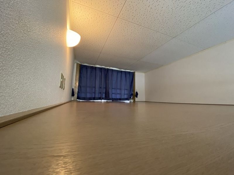 レオパレス八日市 収納
