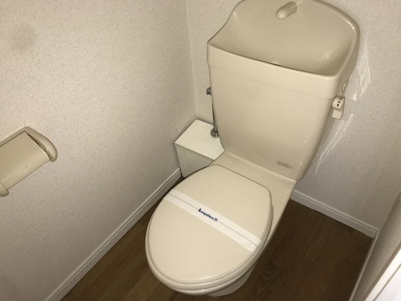 レオパレスマーブル トイレ
