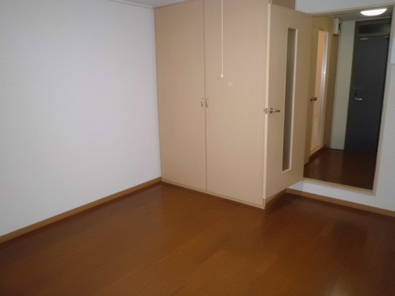 レオパレスＳＡＫＡＥ 居間