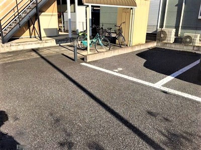 レオパレスＳＴⅡ 駐車場