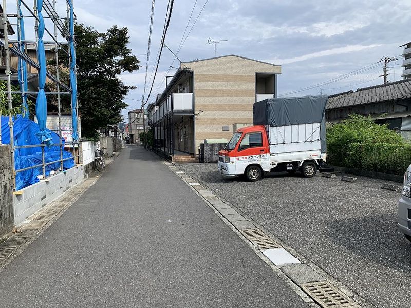レオパレスハーモス　竹島 駐車場