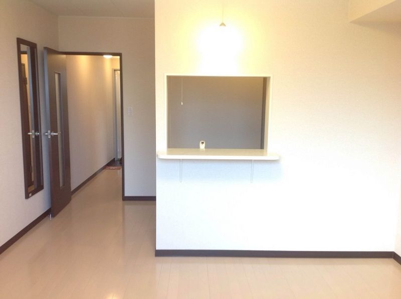 レオネクストタキシード 居間
