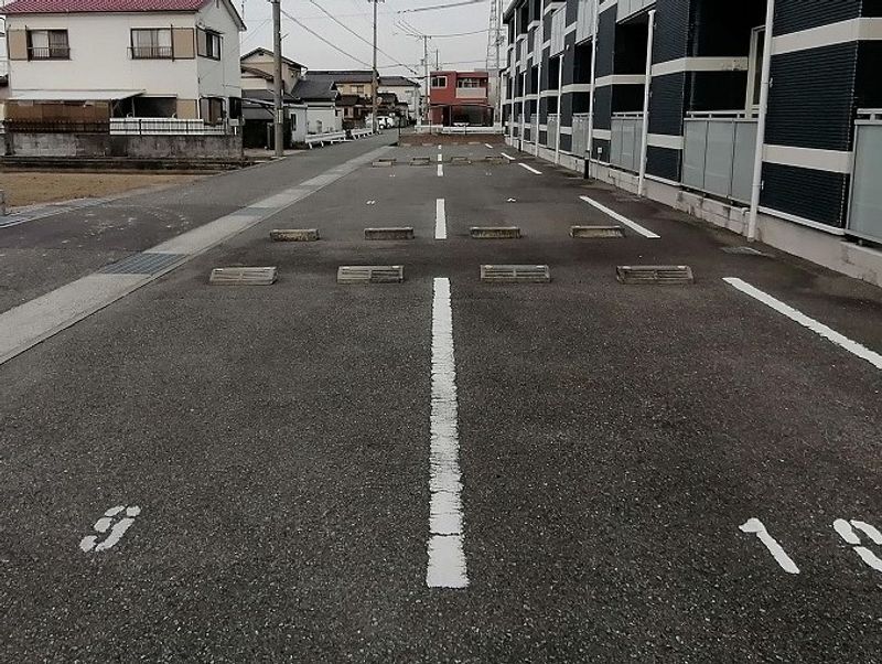 レオネクストＢＩＡＮＣＯ 駐車場