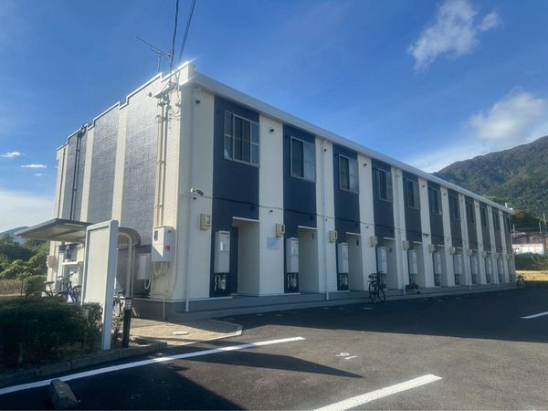 Bên ngoài LEONEXT Zen