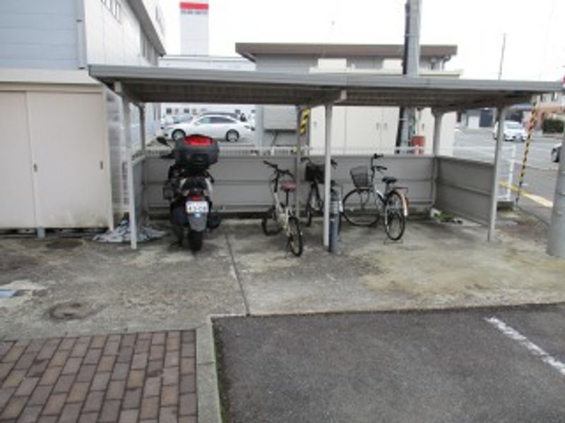 レオパレスＡＫＡＴＵＫＩ 共用部分
