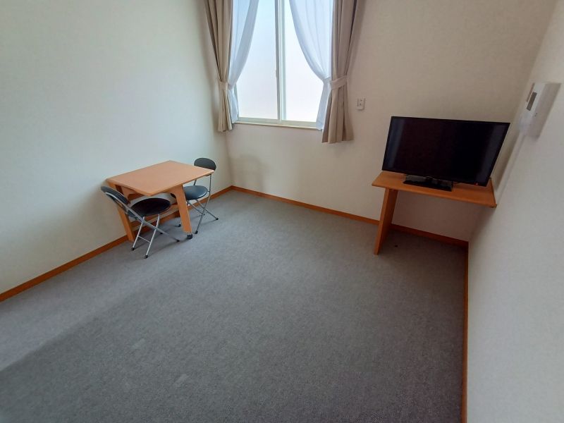 レオパレスセゾン 居間