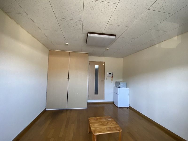 レオパレス北浦 居間