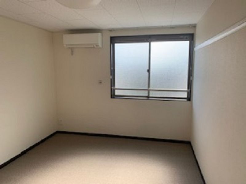 レオネクスト六軒屋 居間