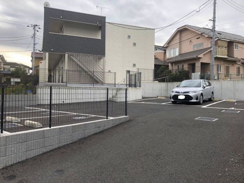 クレイノサンベル 駐車場