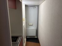 レオパレスボヌール 玄関