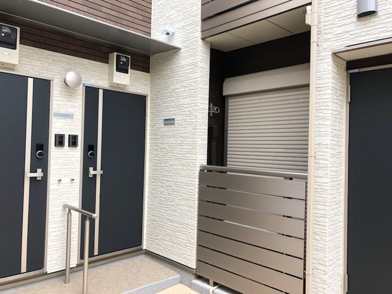 CLEINO Maines Heim Balcony