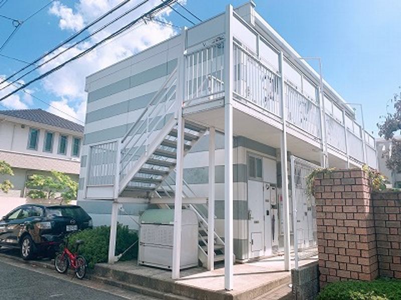 レオパレスＶｉＶｉ芦屋 エントランス
