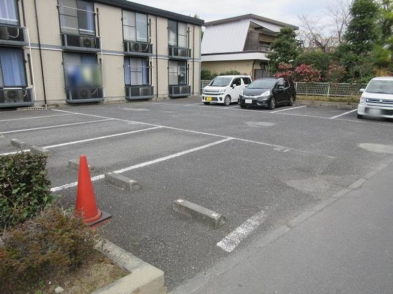 レオパレスＶＥＧＡ 駐車場