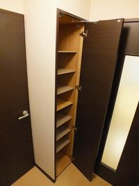 レオネクストデルフィⅡ 玄関