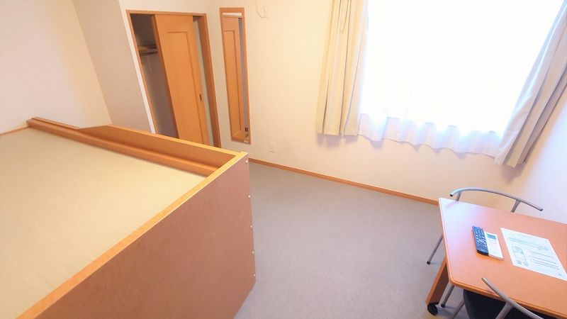 レオパレスグリーンテラスＭ 居間