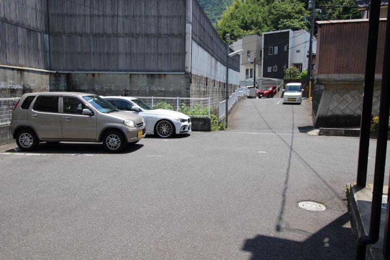 レオパレススマイル　ＲＫ 駐車場