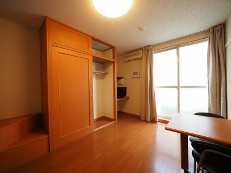 レオパレスさくら 収納