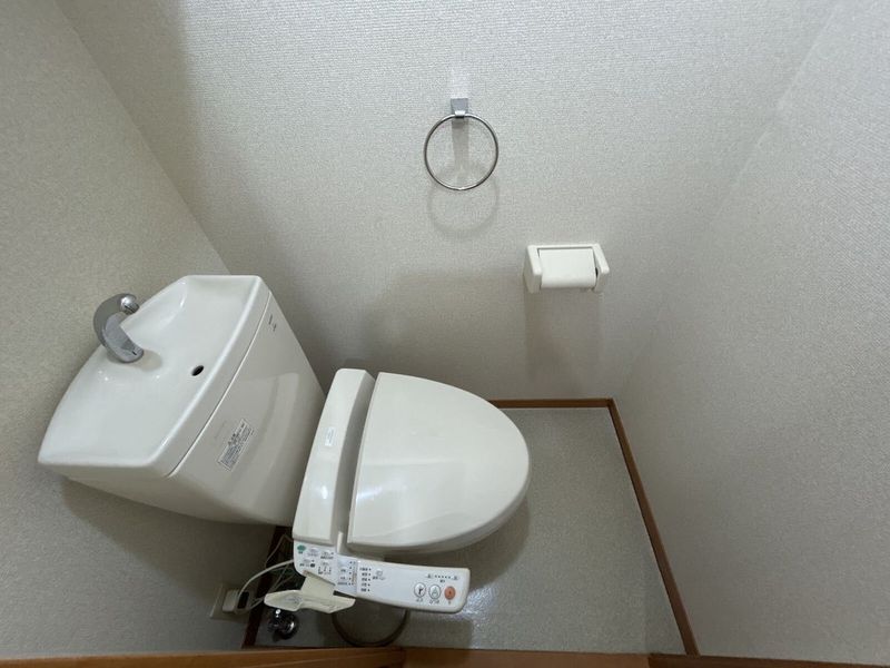 レオパレスＨＹＴ　Ⅵ トイレ