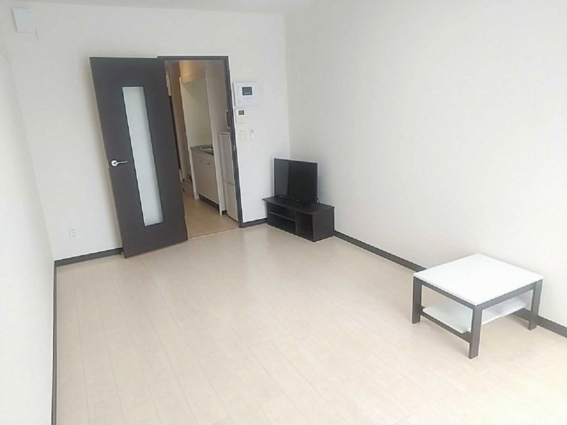 レオネクストスィングアイランド 居間