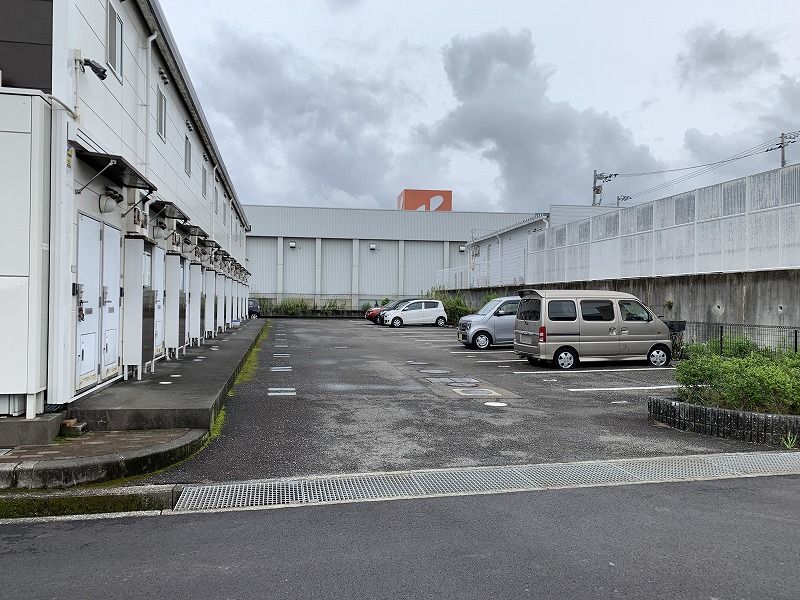 レオパレスグリーンパル　のいち 駐車場