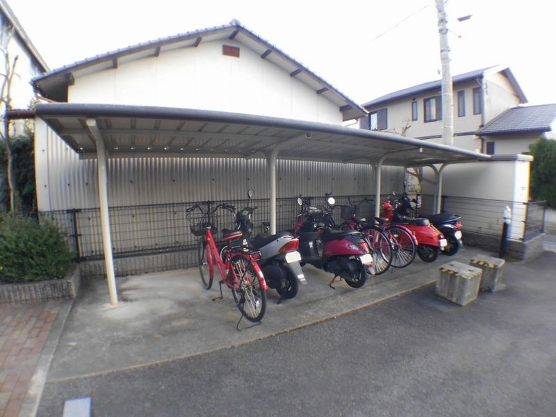 レオパレスＭＡＤＯＫＡ 共用部分