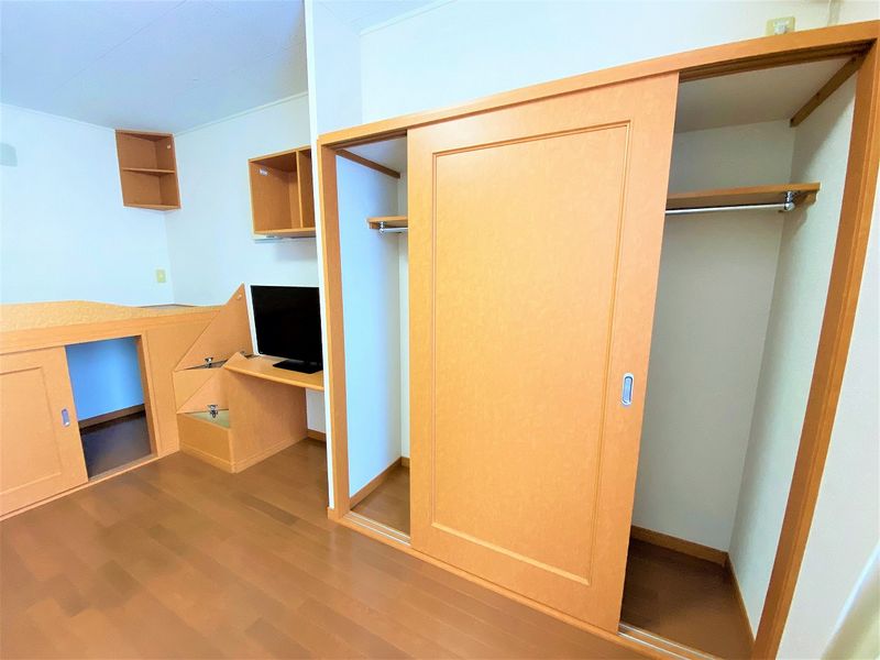 レオパレスめぐみ 収納