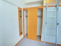 レオパレスフォーチュンヒル 収納