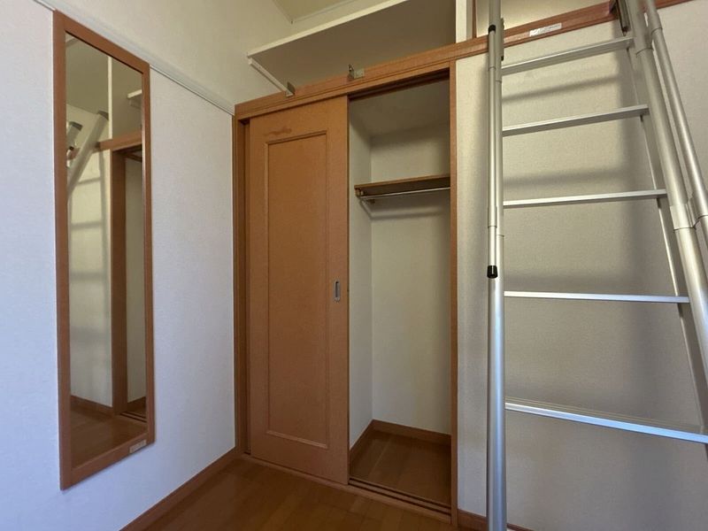 レオパレスエルミタージュ 収納
