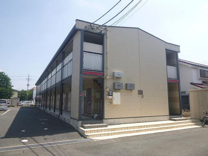 レオパレス人形 エントランス