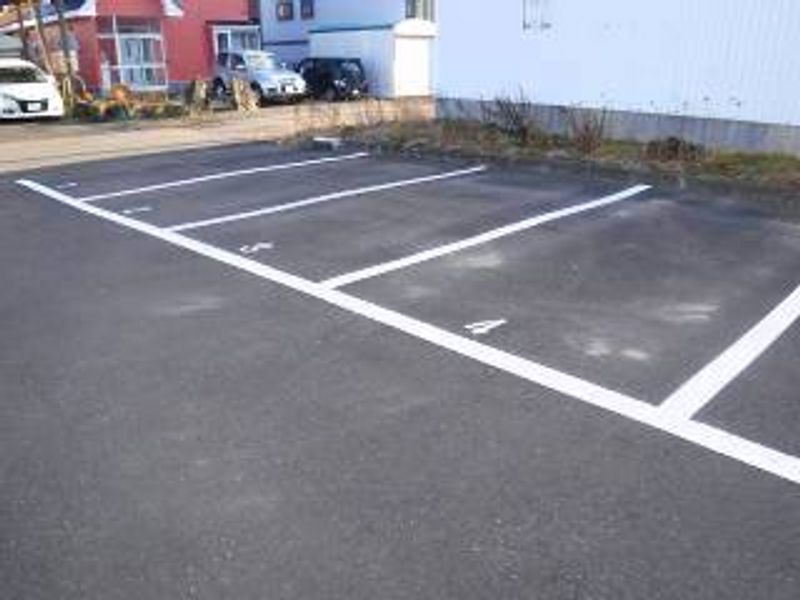 レオパレス豊里 駐車場