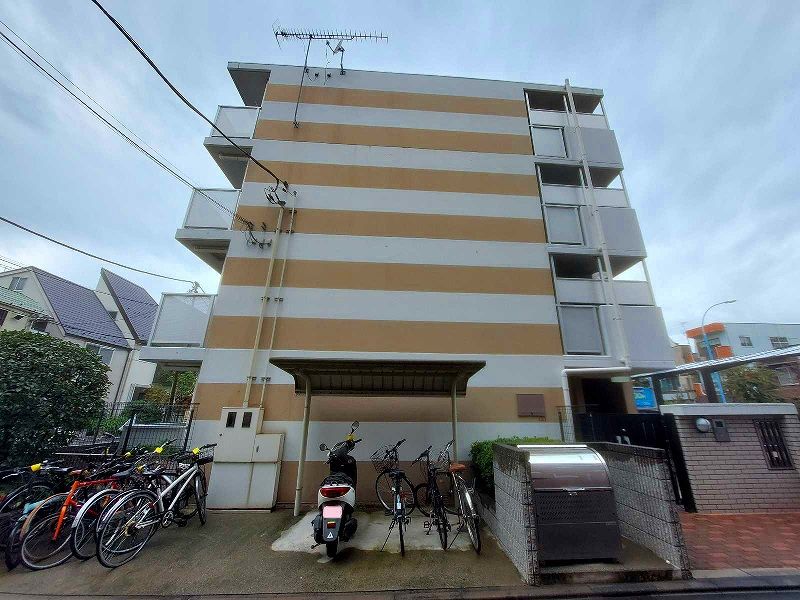 レオパレス高円寺南 外観