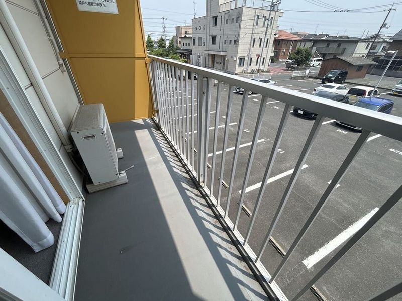 レオパレスカサ　エスペランサ バルコニー