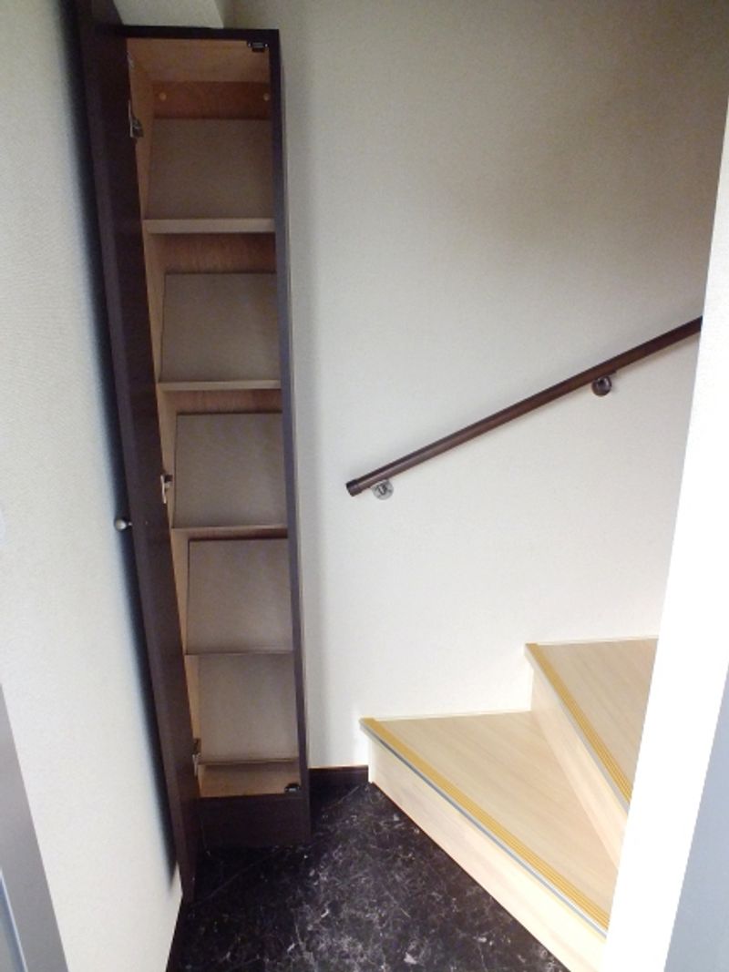 LEONEXT Glitter Vagabond 현관