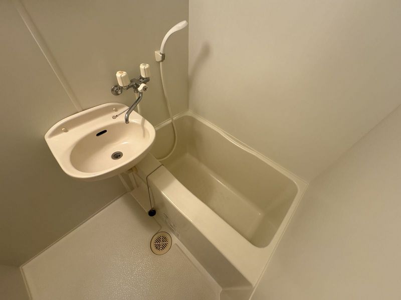 leopalace Sakae Bathroom