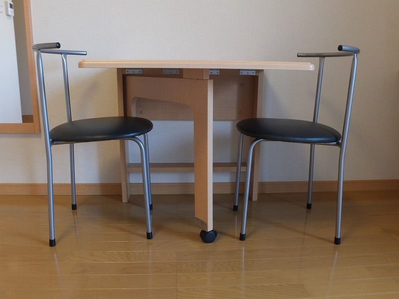 レオパレスエスペランサ 居間