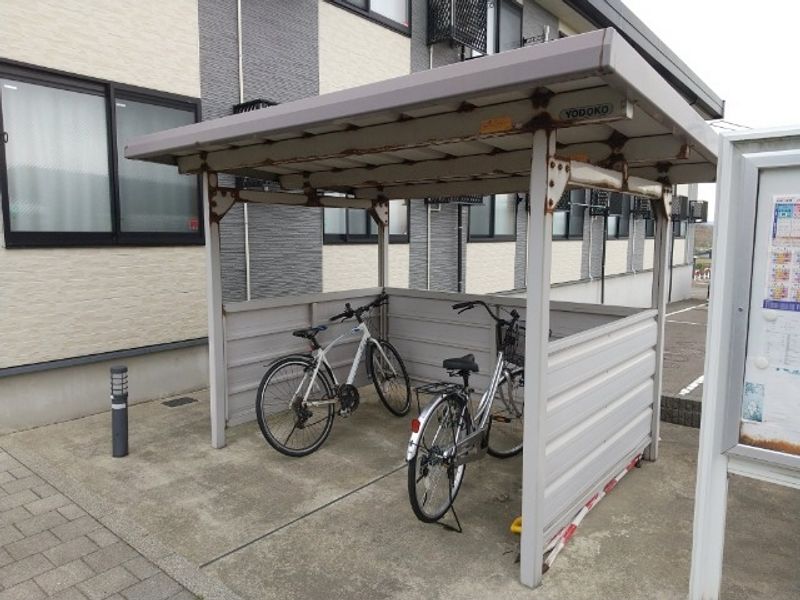レオパレスシャルム 共用部分