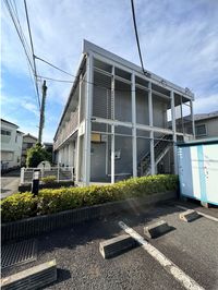 レオパレス鶴園 外観