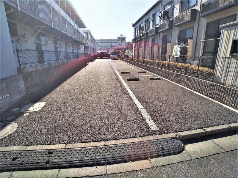 レオパレスＴＥＮ 駐車場