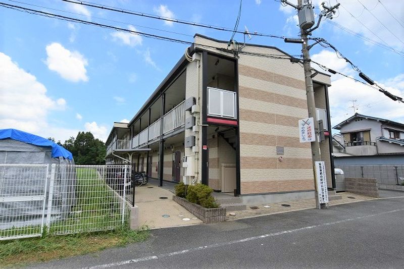 レオパレスプランタ エントランス