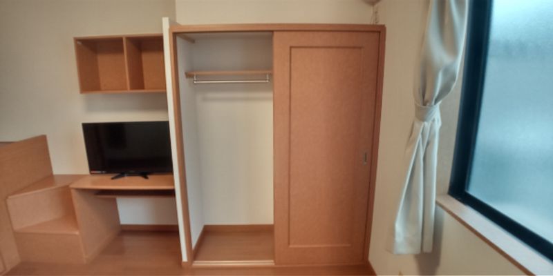 レオパレスニューフィール 収納