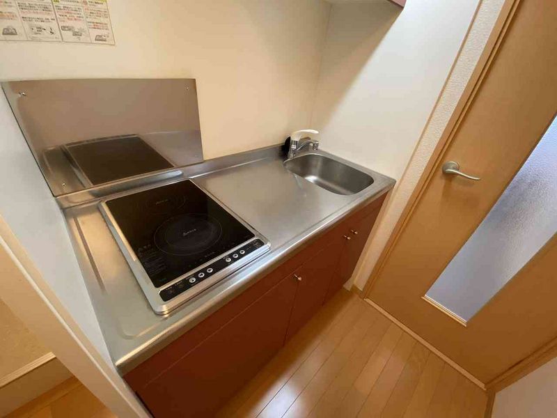 レオネクスト入地 キッチン